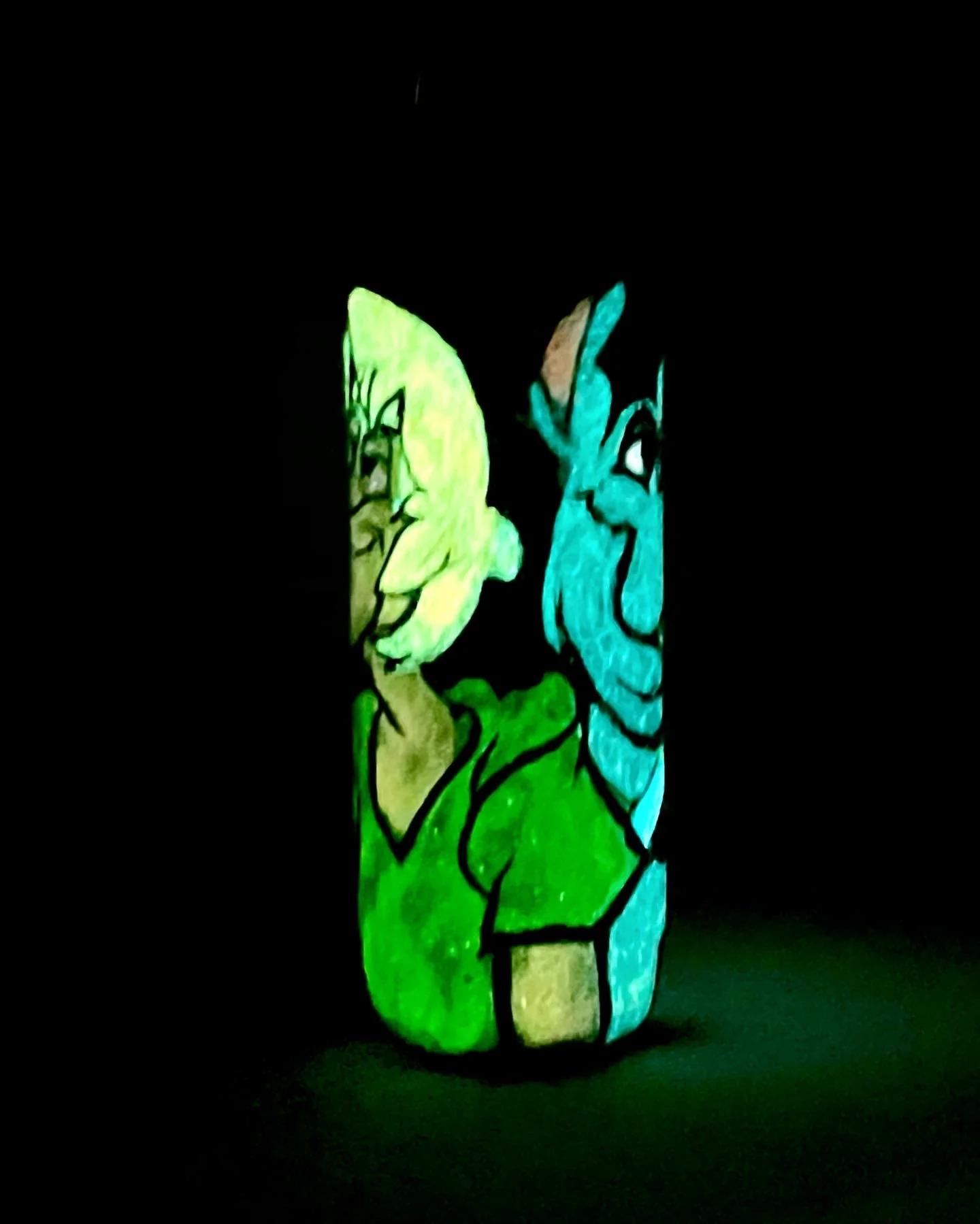 Ubuntu Glowroom-Scooby & Shaggy Lighter - Image 4